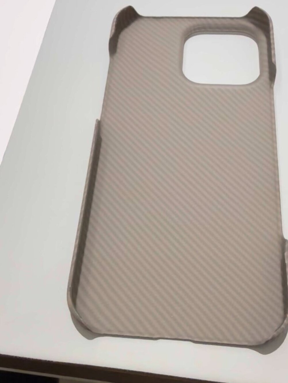 Sage Carbon Fiber Minimalist Case